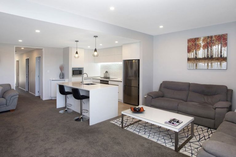 Photo of property in 16 Glen Rosa Lane, Broomfield, Christchurch, 8042