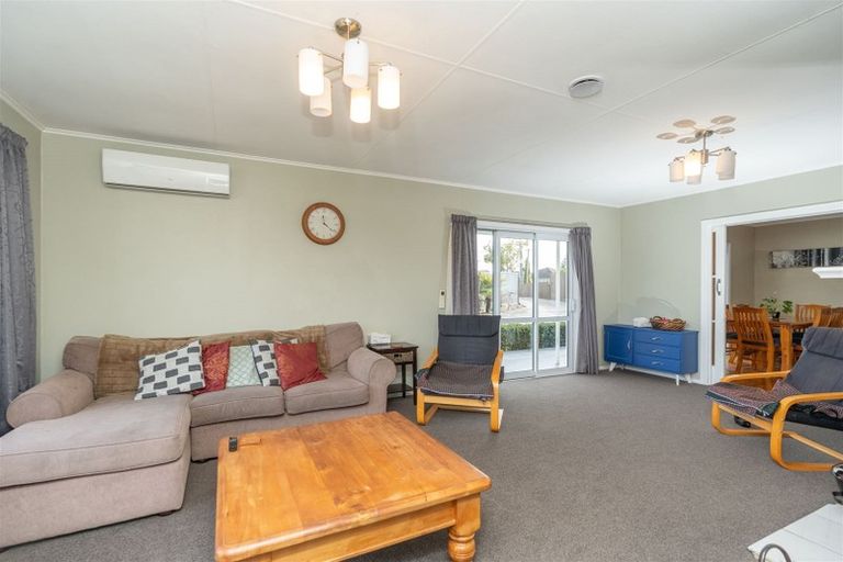 Photo of property in 52 Pollen Crescent, Melville, Hamilton, 3206