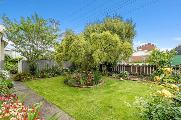 Photo of property in 2 Grove Street, Saint Kilda, Dunedin, 9012