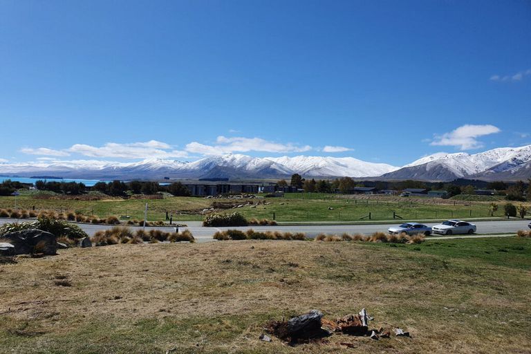 Photo of property in 35 D'archiac Drive, Lake Tekapo, 7999