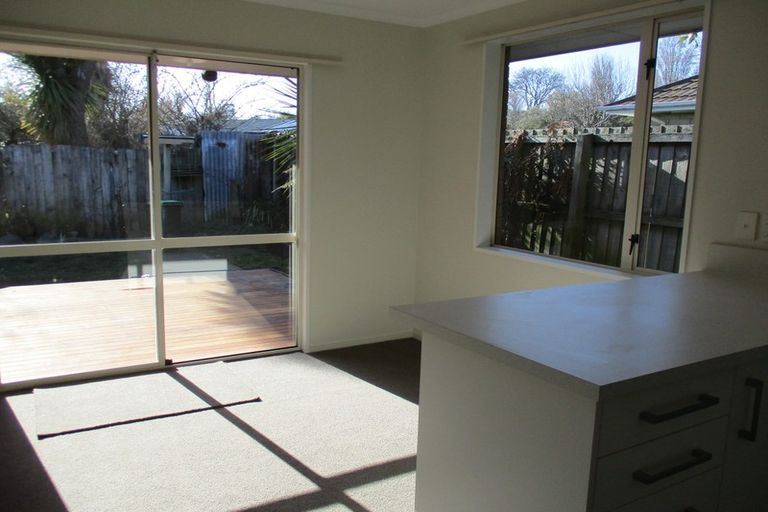 Photo of property in 2/45 Tainui Street, Somerfield, Christchurch, 8024