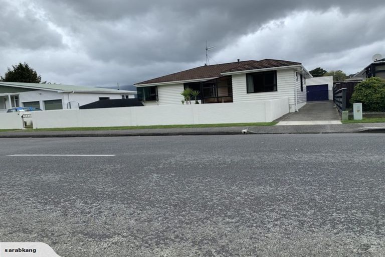 Photo of property in 58 Holdsworth Avenue, Trentham, Upper Hutt, 5018