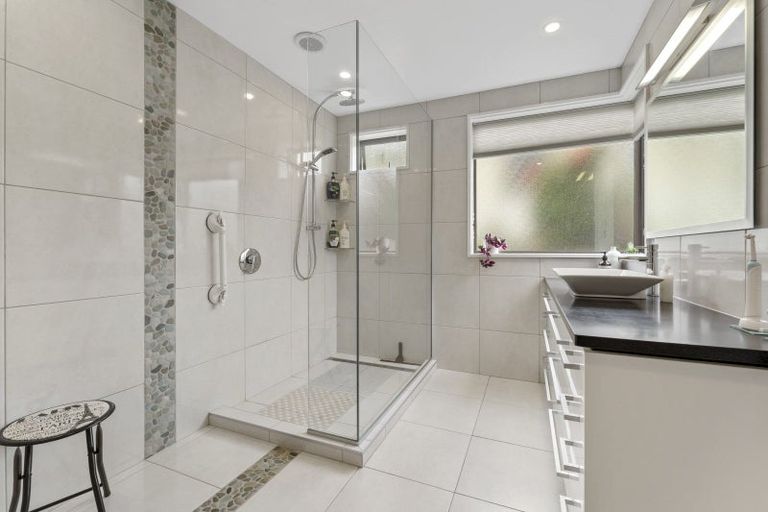 Photo of property in 16 Kamaka Crescent, Bridge Hill, Alexandra, 9320