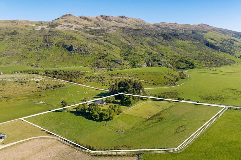 Photo of property in 23 Mcmillan Road, Athol, 9793