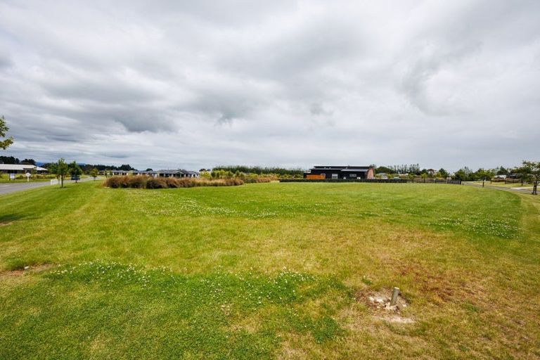 Photo of property in 3 Paterson Lane, Kelvin Grove, 4470