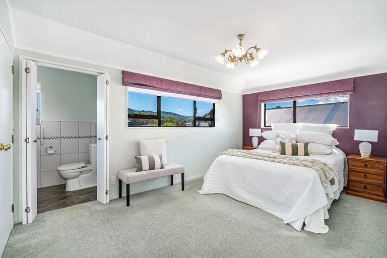 Photo of property in 75 Totara Crescent, Woburn, Lower Hutt, 5011