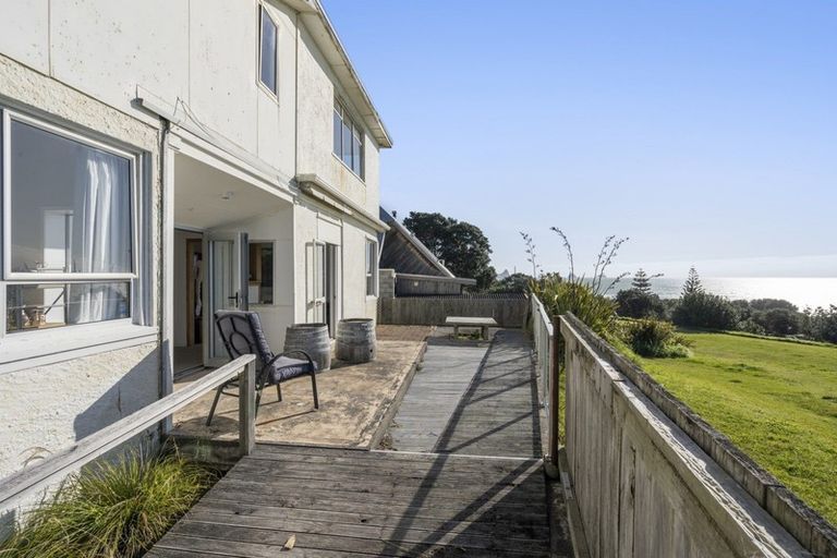 Photo of property in 2 Record Street, Fitzroy, New Plymouth, 4312