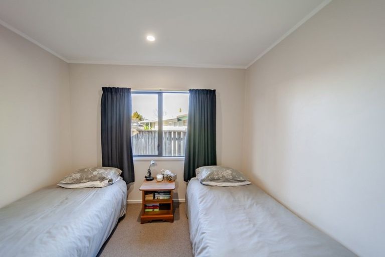 Photo of property in 94a Clarence Cox Crescent, Pirimai, Napier, 4112