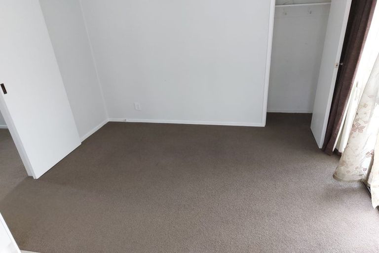 Photo of property in 4 Banksia Place, Goodwood Heights, Auckland, 2105
