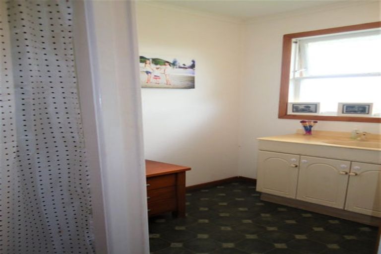 Photo of property in 19 Hillcrest Road, Otumoetai, Tauranga, 3110