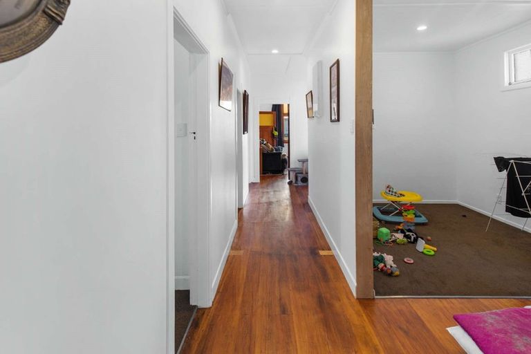 Photo of property in 1 Brunswick Road, Aramoho, Whanganui, 4500