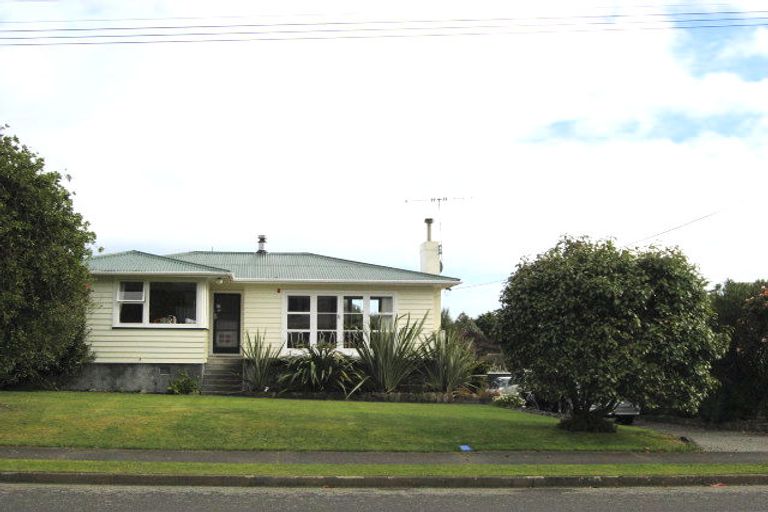 Photo of property in 261 Cambridge Street, Levin, 5510