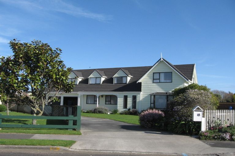 Photo of property in 18 Warwick Place, Springvale, Whanganui, 4501
