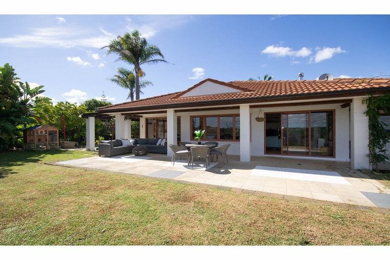 Photo of property in 33 Rarere Terrace, Kerikeri, 0230