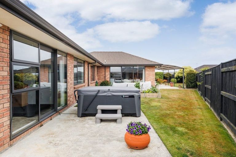 Photo of property in 55 Rodeo Drive, Kelvin Grove, Palmerston North, 4414
