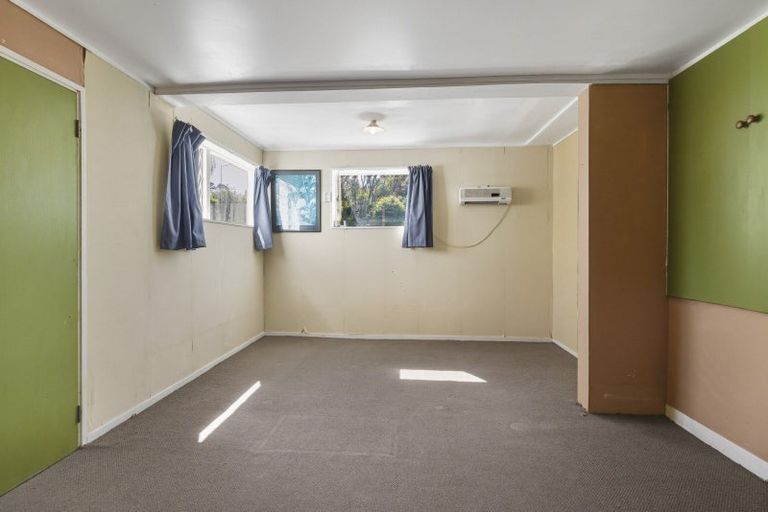 Photo of property in 11 Kinmont Crescent, Kinmont Park, Mosgiel, 9024
