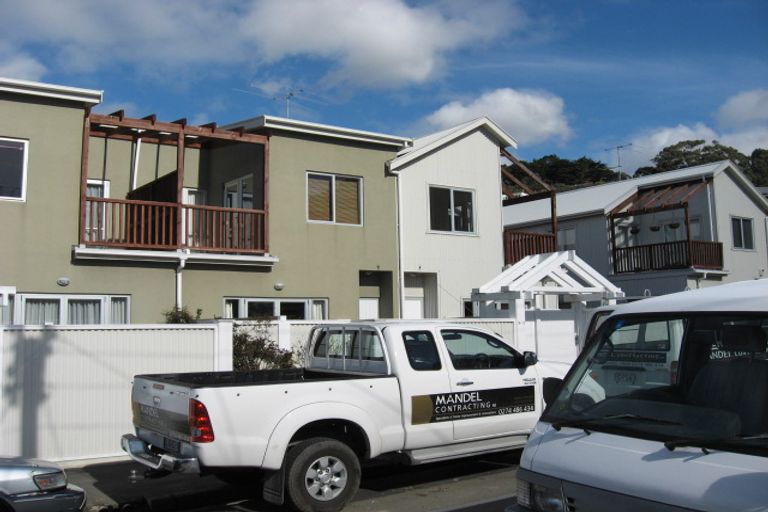 Photo of property in 8/7 Henry Street, Kilbirnie, Wellington, 6022