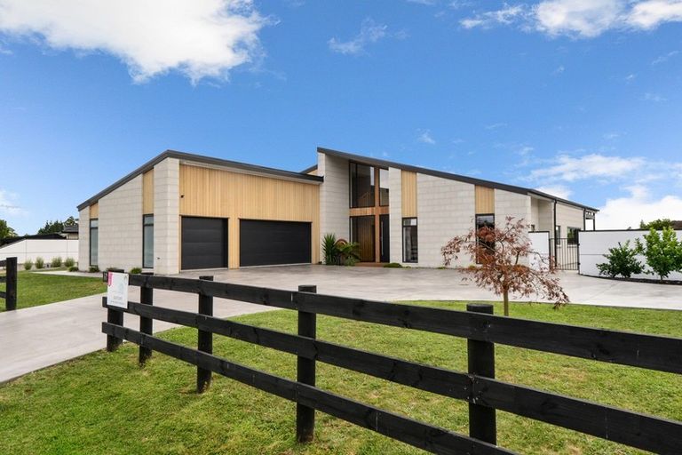 Photo of property in 8d East Ridge Grove, Newstead, Hamilton, 3286