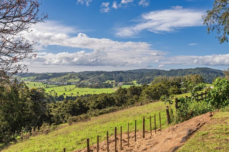 Photo of property in 400 Apotu Road, Kauri, Kamo, 0185