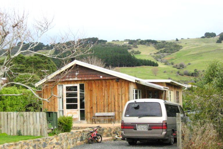 Photo of property in 4 Dickson Street, Macandrew Bay, Dunedin, 9014