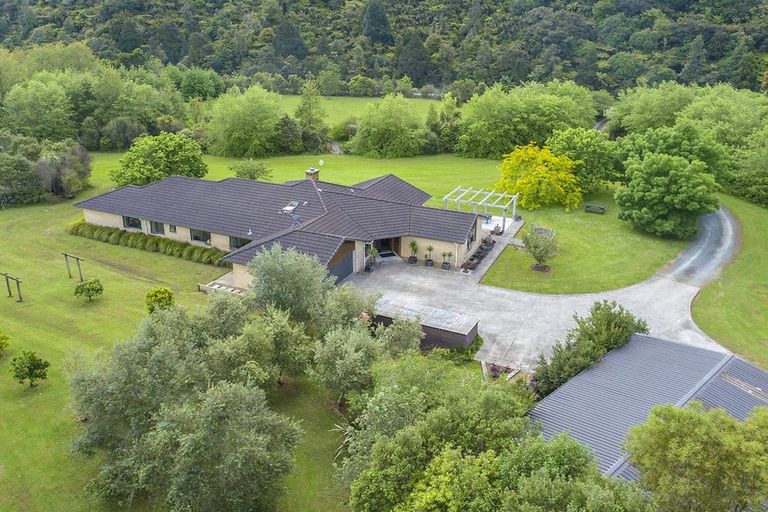 Photo of property in 257 Upper Waiwera Road, Puhoi, Silverdale, 0994