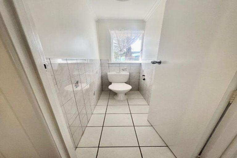 Photo of property in 463 Massey Road, Mangere East, Auckland, 2024