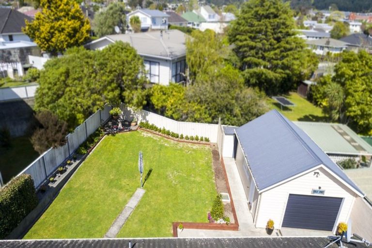 Photo of property in 9 Kiwi Street, Heretaunga, Upper Hutt, 5018