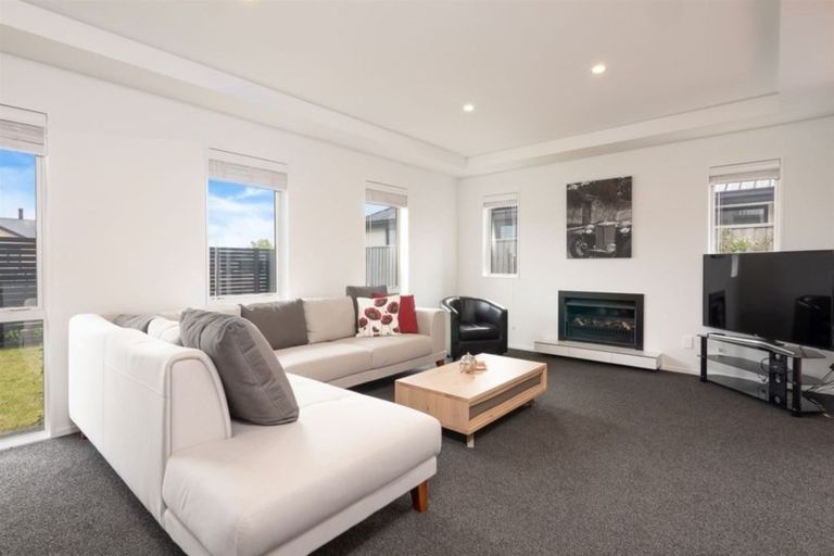 Photo of property in 8 Silverstream Boulevard, Kaiapoi, 7630