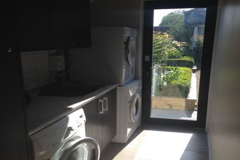 Photo of property in 42 Newnham Terrace, Upper Riccarton, Christchurch, 8041