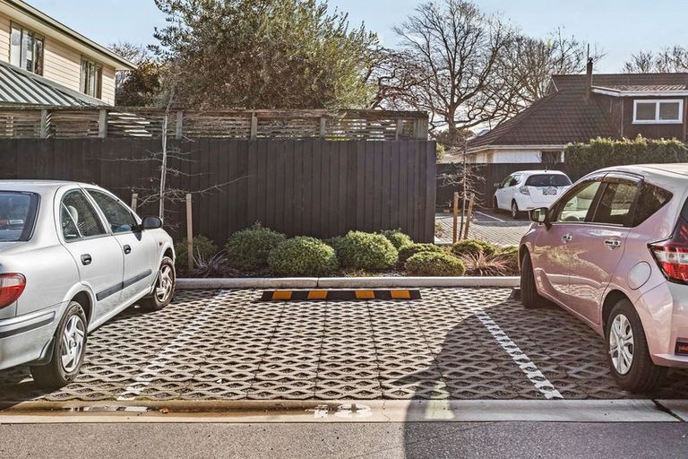 Photo of property in 18/27 Harewood Road, Papanui, Christchurch, 8053
