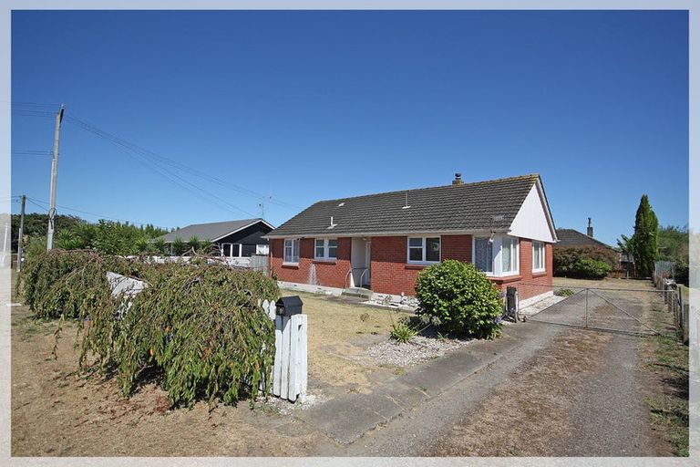 Photo of property in 9 Brown Street, Foxton, 4814