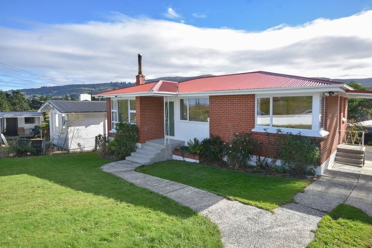 Photo of property in 239 Pine Hill Road, Dalmore, Dunedin, 9010