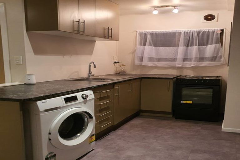 Photo of property in 41a Tui Glen Road, Birkenhead, Auckland, 0626