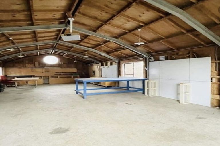 Photo of property in 11 Bream Revel Way, Karaka, Papakura, 2580