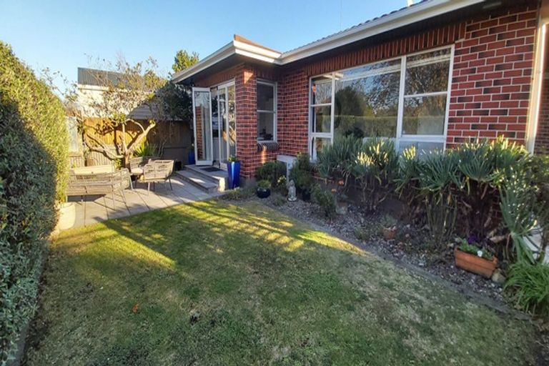 Photo of property in 26 Ihle Street, Terrace End, Palmerston North, 4410