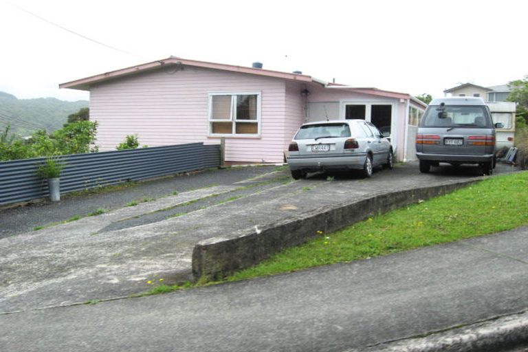 Photo of property in 42 Hilltop Avenue, Morningside, Whangarei, 0110