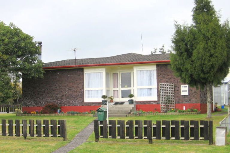 Photo of property in 23 Emerald Street, Pukehangi, Rotorua, 3015