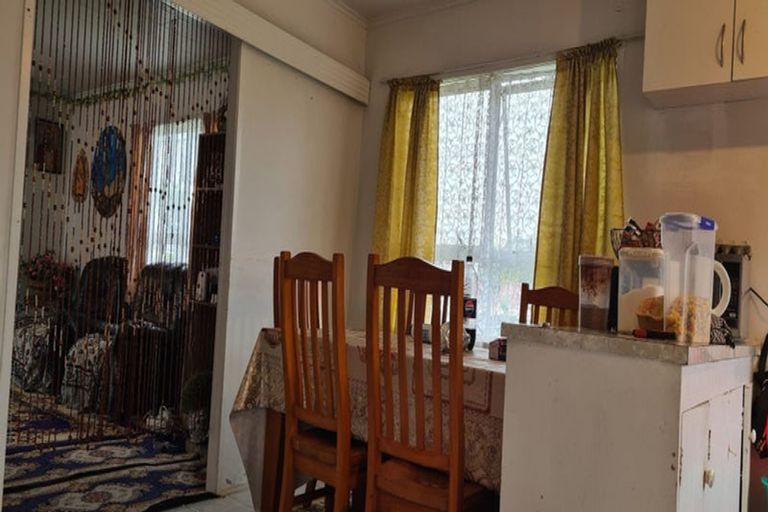 Photo of property in 119 Mahia Road, Wattle Downs, Auckland, 2103