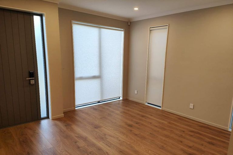 Photo of property in 6 Hautoa Lane, Flat Bush, Auckland, 2019