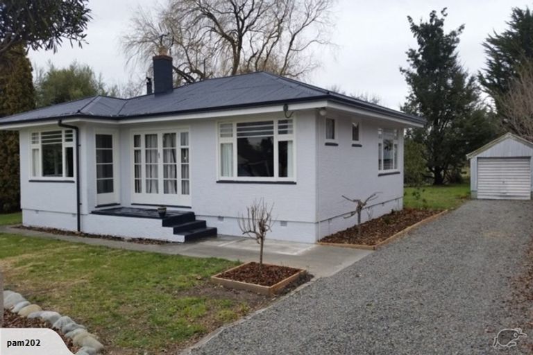 Photo of property in 8 Harewood Road, Oxford, 7430