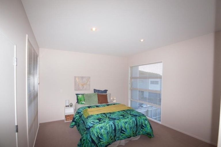 Photo of property in 36f Erlestoke Crescent, Churton Park, Wellington, 6037