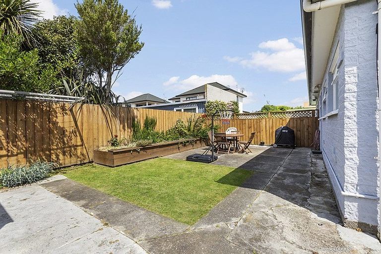 Photo of property in 28b Aparima Avenue, Miramar, Wellington, 6022