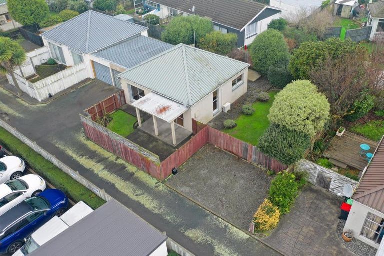 Photo of property in 2/73a Harewood Road, Papanui, Christchurch, 8053