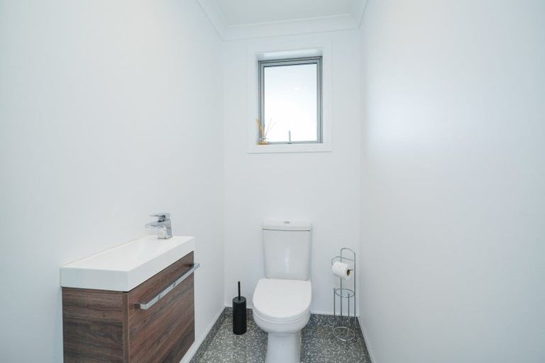 Photo of property in 8 Allan Street, Otatara, Invercargill, 9879