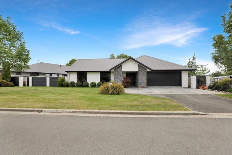 Photo of property in 2 Alton Place, Allenton, Ashburton, 7700