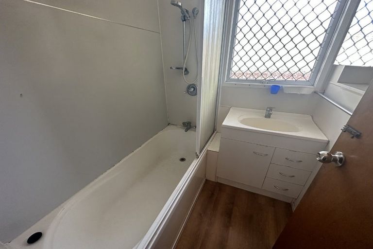 Photo of property in 2/37 Ferndown Avenue, Papatoetoe, Auckland, 2025