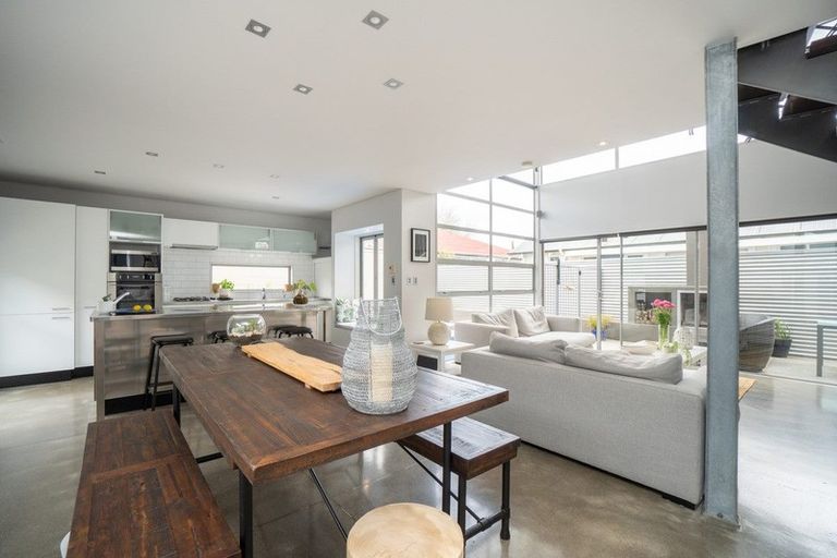 Photo of property in 4 Mere Mere Avenue, Palmerston North, 4414