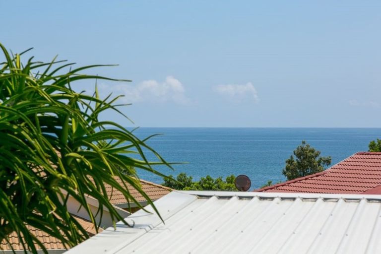 Photo of property in 4 Cutfield Road, New Plymouth, 4310