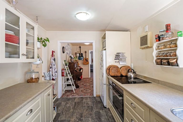 Photo of property in 6 Gibson Street, Aramoho, Whanganui, 4500