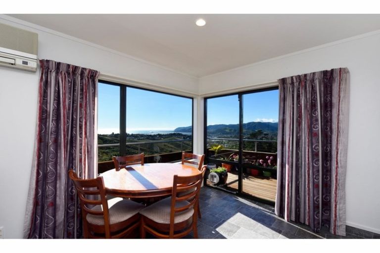 Photo of property in 327 Princes Drive, Britannia Heights, Nelson, 7010